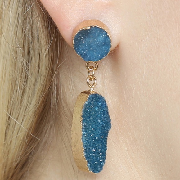 Jewelry - BLUE DRUZY DROP EARRINGS
